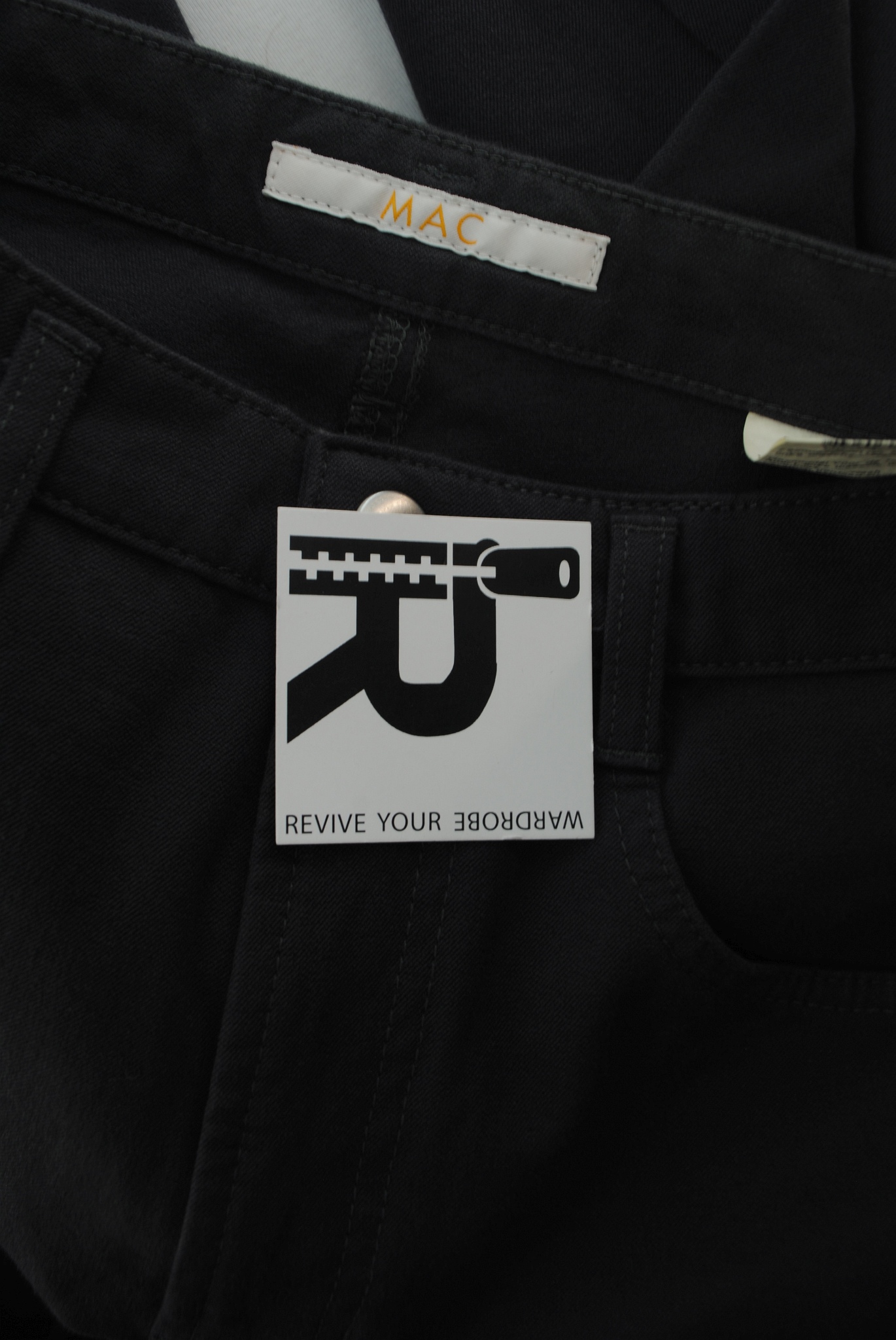 /storage/v1/object/public/product-images/products/196a91dd-9447-4acd-80a9-2ab4520428ff/label_4d180b373ee1.jpg