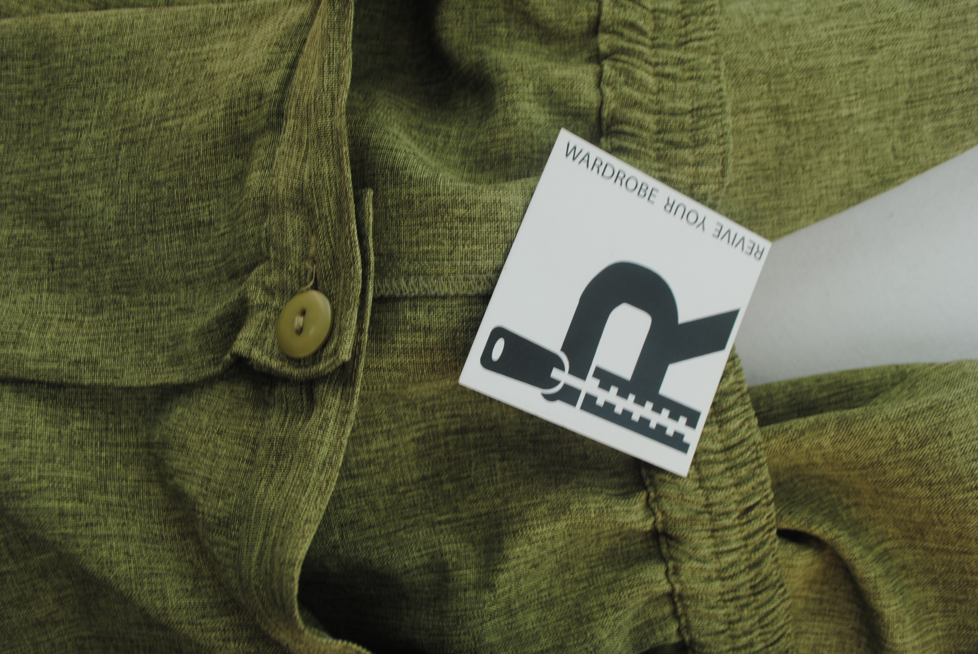 /storage/v1/object/public/product-images/products/1c30e53c-87bb-471d-9030-b103cc1ab6c5/label_ad2f1c645cbc.jpg