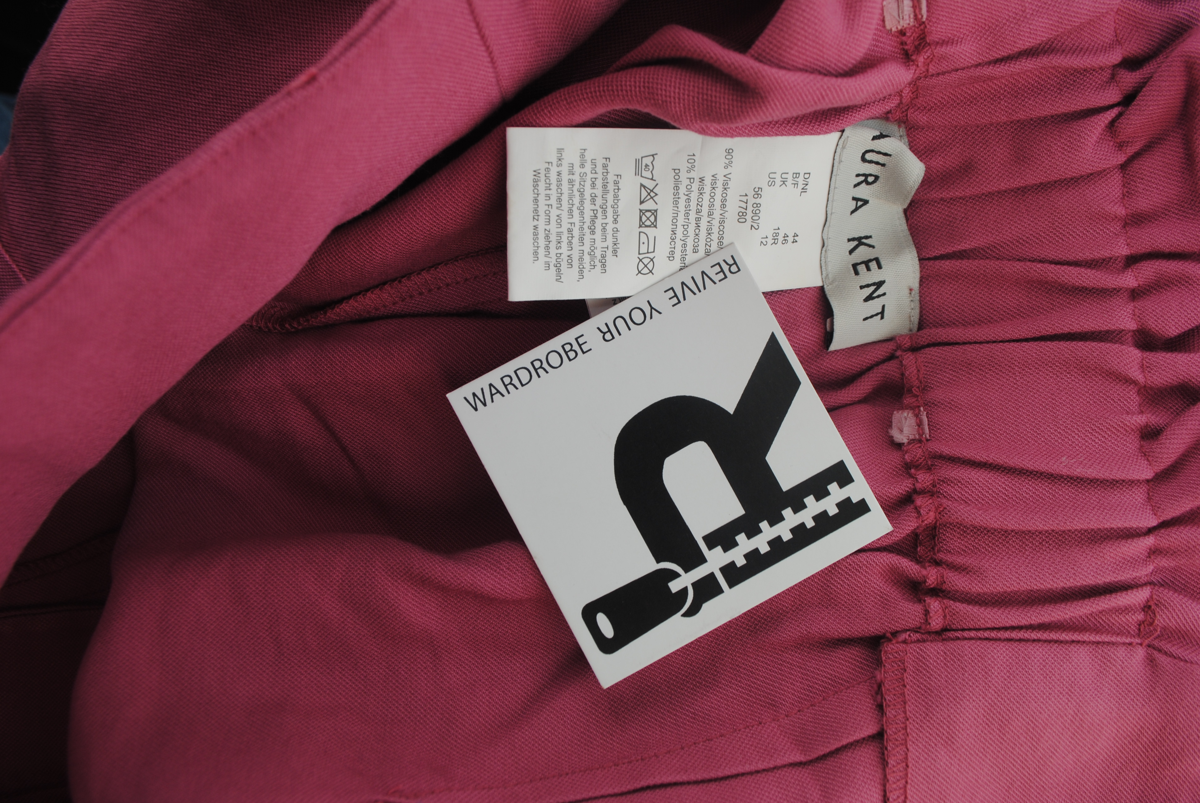 /storage/v1/object/public/product-images/products/39239868-eb49-4890-aa13-d36da0b8a13f/label_614f2ffef937.jpg