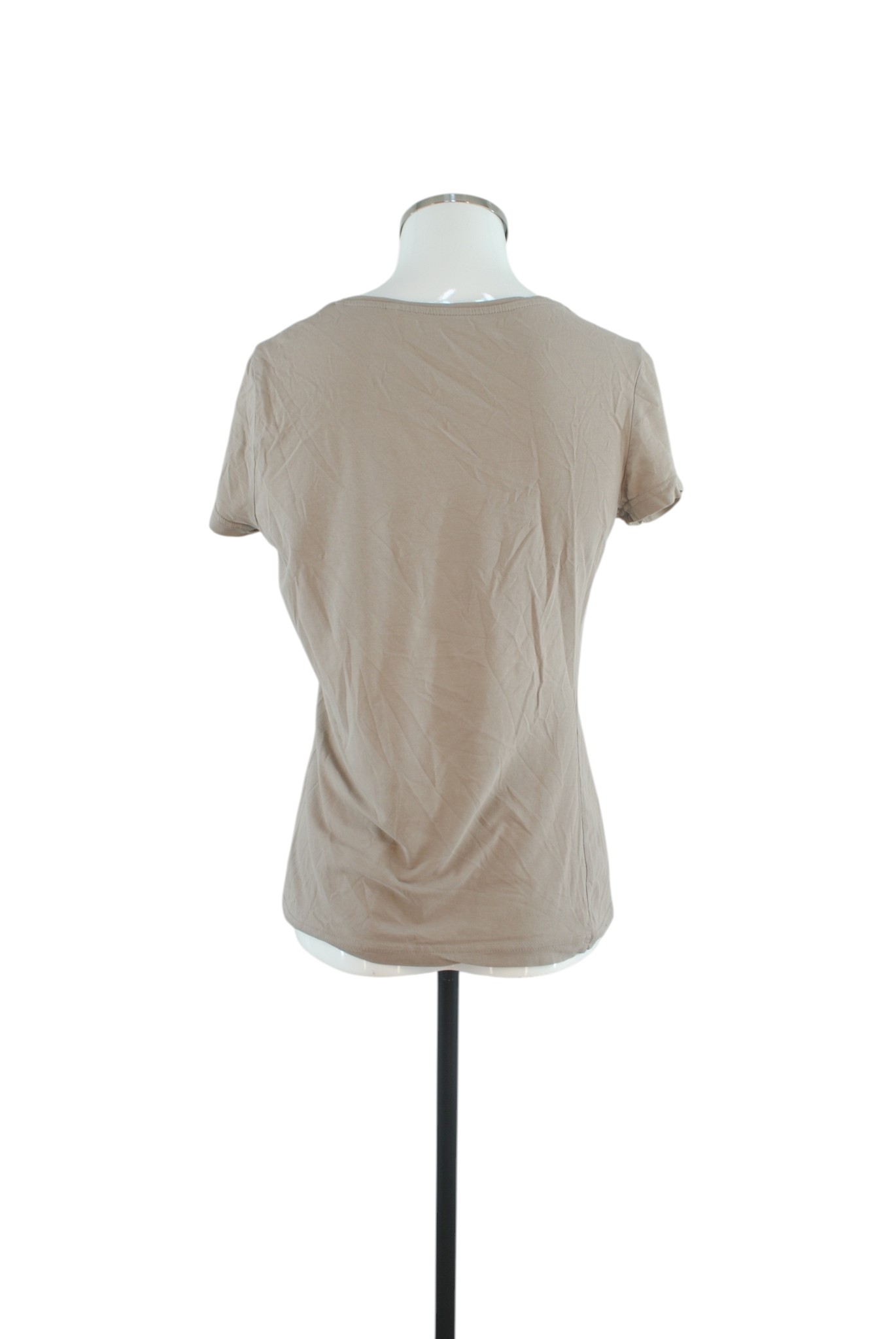 /storage/v1/object/public/product-images/products/566aff73-c927-4ddb-a988-106db5bf8c39/back_543540b90803.jpg