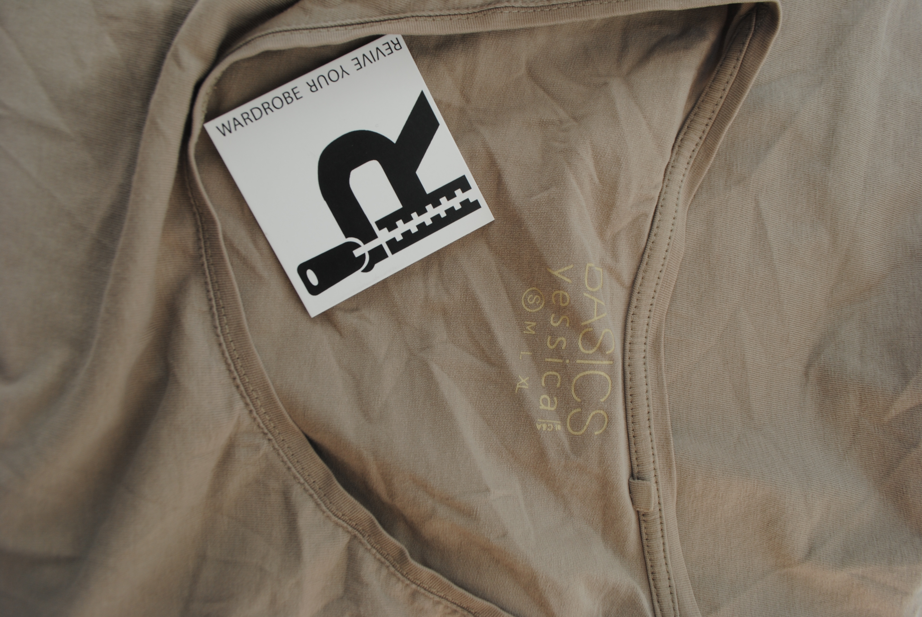/storage/v1/object/public/product-images/products/566aff73-c927-4ddb-a988-106db5bf8c39/label_2d611cbf56fa.jpg