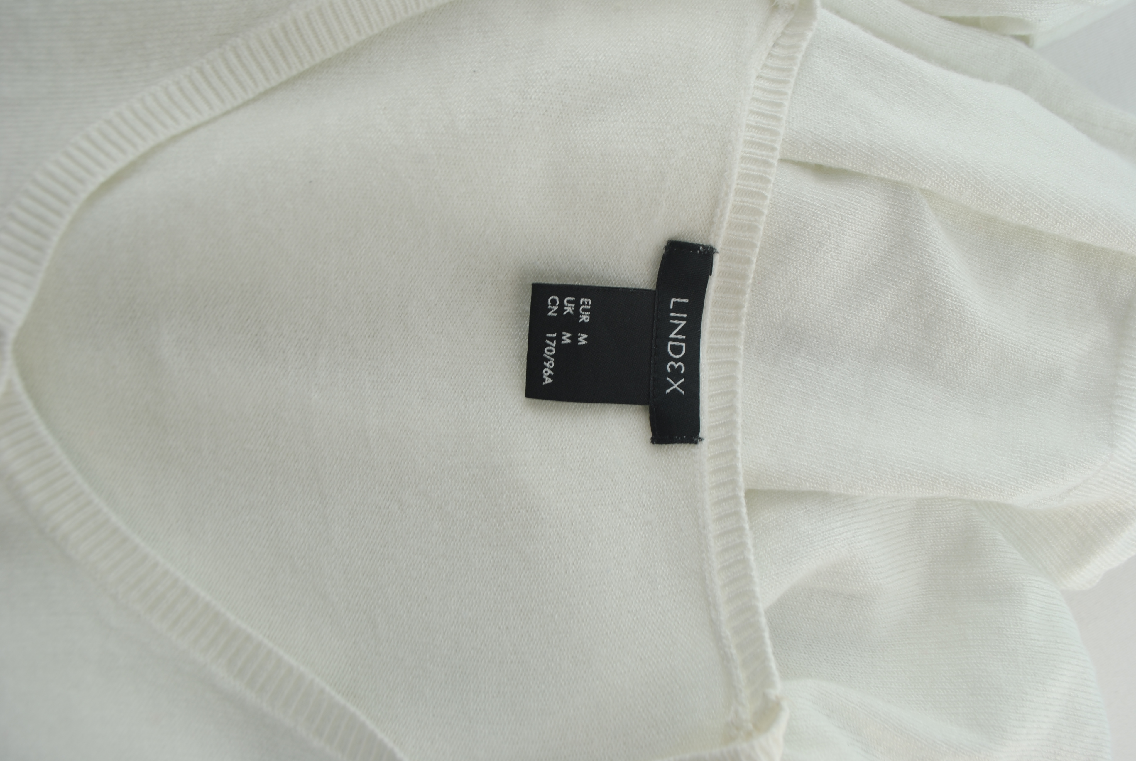 /storage/v1/object/public/product-images/products/8c64e29c-b7f5-44be-8c84-fbf8db58bc95/label_dd7e90146fa8.jpg